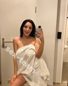 Вероника 26 лет